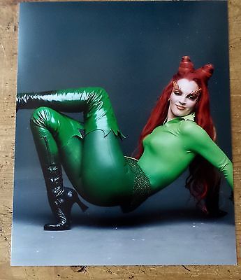 Batman Female Villains, Uma Thurman Batman, Uma Thurman Poison Ivy, Poison Ivy Pictures, Poison Ivy Halloween Costume, Dc Poison Ivy, Batman And Robin 1997, Batgirl And Robin, Ivy Costume