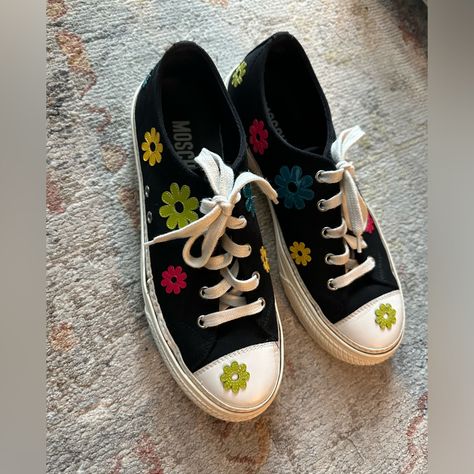 Men's Low-Top Sneaker With Floral Appliqu, Black Size 42 Gently Used Perfect Condition Black Custom Low-top Sneakers With Graphic Print, Black Embroidered Low-top Sneakers, Moschino Shoes, Floral Applique, Low Top, Mens Shoes Sneakers, Black Color, Moschino, Top Sneakers