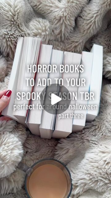 Scary Books For Adults, Horror Book Recommendations, Scary Books To Read, Horror Books To Read, Best Horror Books, Cozy In Bed, Creepy Books, Watching Horror Movies, Movies Horror