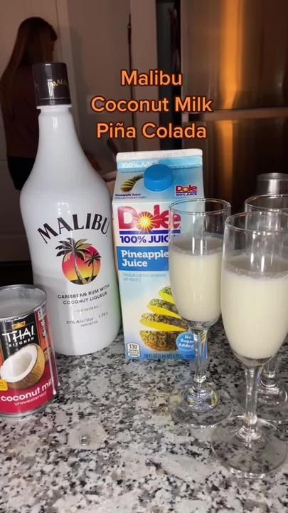 Sarah Margaret on TikTok Piña Colada Recipe Alcohol, Pina Colada Malibu, Malibu Mixed Drinks, Dunkin Drinks, Malibu Rum Drinks, Malibu Cocktails, Easy Cocktail Recipe, Coconut Liqueur, Malibu Drinks