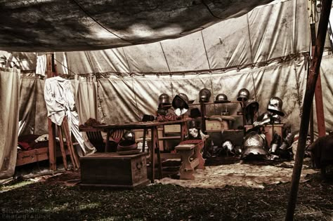 Medieval Caravan Aesthetic, Medieval Camp Aesthetic, Medieval Tent, Medieval Camp, Army Tent, Photography Movies, Camping Aesthetic, A Court Of Wings And Ruin, Medieval World