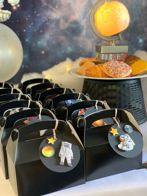 Astronaut Bday Theme, Astronaut Goodie Bag, Space One Birthday, Space Decor Birthday, Nasa Party Ideas Space Theme, Space Party Treats, 3rd Birthday Outerspace, Space Goodie Bag Ideas, Space Treats For Kids