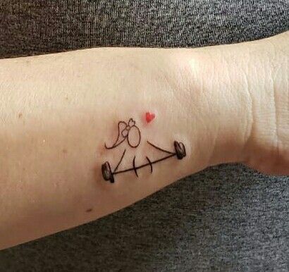 Cute Workout Tattoos, Tiny Gym Tattoos, Dumbbell Tattoo Design For Women, Barbell Tattoo Weightlifting, Weightlifting Tattoos For Women, Barbell Tattoo Women, Crossfit Tattoo Women, Workout Tattoos For Women, Barbell Tattoo Ideas For Women