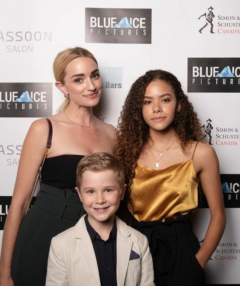 Brianne Howey Georgia, Brianna Howey, Ginny And Georgia Cast, Ginny Und Georgia, Ginny N Georgia, Antonia Gentry, Brianne Howey, Georgia Miller, Ginny E Georgia