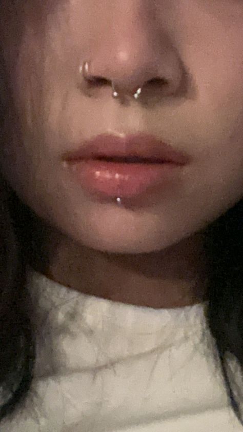 #lip #piercing #pretty #color #pink #septum #nosering Pink Septum, Middle Lip Piercing, Lip Piercing Labret, Mouth Piercings, Double Nose Piercing, Cute Nose Piercings, Labret Jewelry, Face Piercings, Cool Piercings