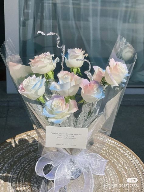 Holographic Flower Bouquet, Flower Vessel, Makeup Ulzzang, Aesthetic Korean, Boquette Flowers, Flower Bucket, Gift Bouquet, White Aesthetic, Cute Couple Pictures