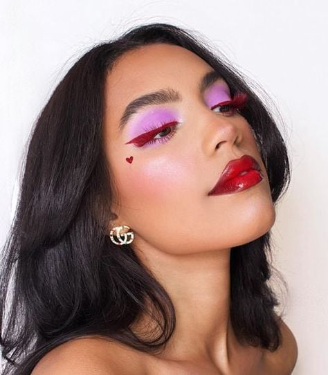 2021 Makeup Trend: Colored Lashes Red Eyeshadow Look, Red Makeup Looks, Colored Lashes, 2021 Makeup, Colored Mascara, Red Eyeliner, Makeup Over 50, Smokey Eye Makeup Tutorial, Red Eyeshadow