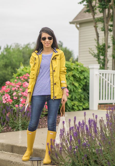 yellow rain jacket, periwinkle blue striped top, jeans, canvas tote, yellow rain boots Yellow Hunter Boots, Yellow Rain Boots, Yellow Rain Jacket, Red Rain Boots, Rain Outfit, Hunter Outfit, Top Jeans, Blue Striped Top, Periwinkle Blue