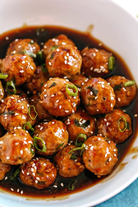 Asian Glazed Turkey Meatballs - Eat Yourself Skinny Glazed Turkey Meatballs, Turkey Meatball Sauce, Teriyaki Turkey Meatballs, Asian Turkey Meatballs, Glazed Turkey, Asian Meatballs, Glazed Meatballs, Turkey Glaze, Asian Sauce