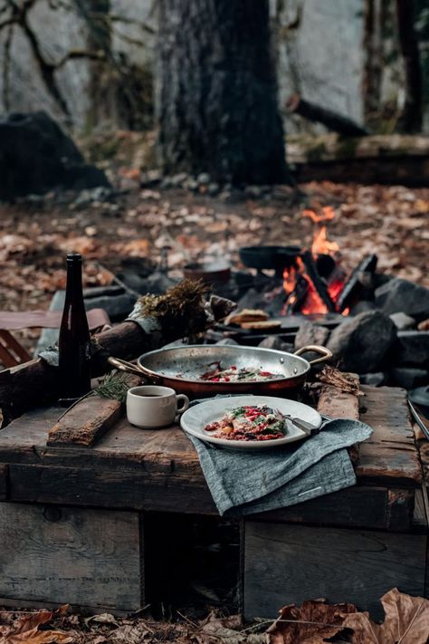 This shakshuka is a cozy seasonal take on the classic that swaps wedges of caramelized winter squash for the traditional peppers. Campfire Food, Fire Cooking, Roast Pumpkin, Campfire Cooking, Outdoor Food, Camping Food, New Flavour, Outdoor Cooking, Bushcraft