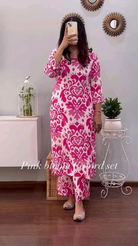 Plazzo Designs, Plazo Designs, Cotton Suit Designs, Stylish Kurtis Design, Sets Outfit, Lace Dress Design, Simple Kurta Designs, Designer Kurti Patterns, Simple Kurti Designs