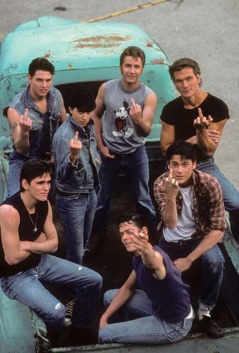 The Outsiders Fanart, Greaser Outfit, Greaser Aesthetic, The Outsiders Ponyboy, Ponyboy Curtis, The Outsiders Imagines, Thomas Howell, The Outsiders Cast, Outsiders Movie