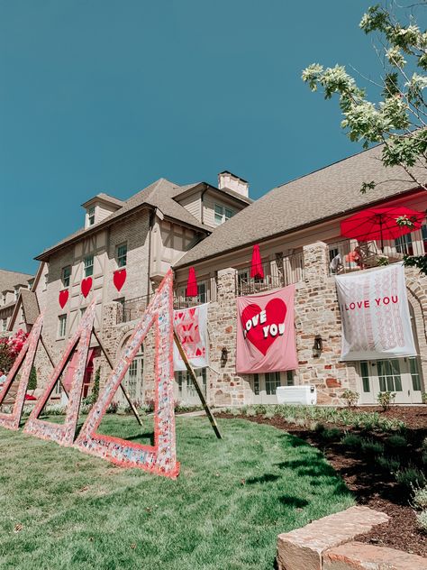 Bid Day Love Theme, Heart Bid Day Theme, Love Bid Day Theme, Bid Day Decorations, Tri Delta Bid Day, Valentines Theme Party, Rush Themes, Recruitment Themes, Recruitment Ideas