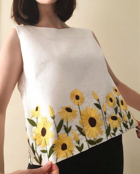 Wearing my handmade hand embroidered sunflower linen top 🌻 Embroidered both front + back. P.S If you're interested, I've made a blog post… Pola Blus, Áo Blu, Hand Embroidery Dress, Embroidery Tshirt, Hand Embroidery Videos, Embroidery Flowers Pattern, Embroidery Top, Japanese Embroidery, Embroidery On Clothes