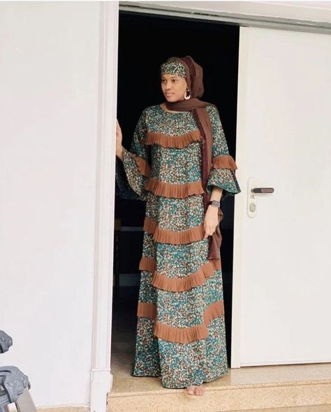 Atampa Styles Gown, Ankara Boubou Styles, Arewa Ankara Gown Styles, Ankara Short Dresses, Simple Ankara Gown Styles, A Shape Gown Ankara, African Prom Dresses Ankara, Ankara Boubou, Boubou Styles