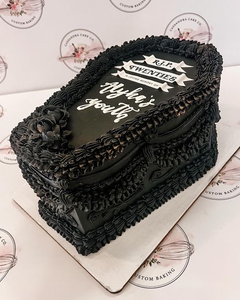 #Repost 📷 by @cassandracakeco: RIP TWENTIES ☠️ I absolutely loved making this coffin cake with a vintage twist- all the hand piping on the side was so much fun to do, and a little gold lustre sprayed on the cake made everything shimmer just a little. I’m in love! What do you think of this theme for a 30th birthday? . . . #riptwenties #vintagecake #vintagepiping #cassandracakeco #vancouverbakery #portcoquitlam #customcakes Halloween Coffin Cake, Rip To My 20s, Baseball Theme Cakes, Coffin Cake, 30th Birthday Cake For Women, Rip Twenties, Football Themed Cakes, Horror Cake, Halloween Birthday Cakes