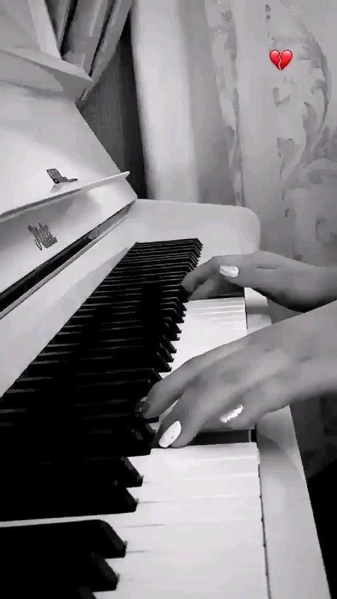 Gang Video, Piano Video, Piano Music Notes, Music Piano, Instagram Inspiration Posts, Piano Songs, Wow Video, Funny Valentines Day Quotes, Instagram Music