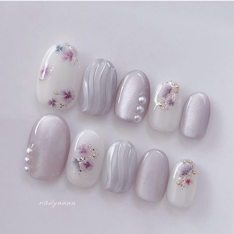 Japanese Nail Art Elegant, Japanese Nail Art Kawaii, Japanese Inspired Nails, Japan Nail Art, Sophisticated Nails, Wave Nails, Fake Nails Designs, Nails Inspired, Japanese Nail