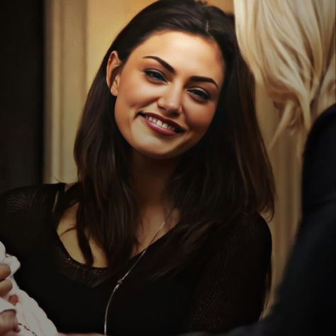 Hayley Marshall Icons, Hayley Mikaelson, Baddie Books, Jaina Solo, Bonnie Bennet, Twd Comics, The Vampire Diaries Characters, Malia Tate, Hayley Marshall