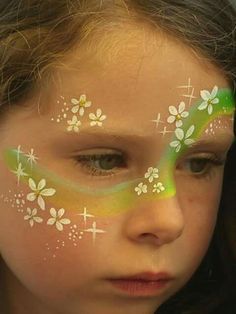 Fairy Princess Face Paint, Fairy Facepainting Easy, Simple Fairy Face Paint, Plant Face Paint, Magical Face Paint, Woodland Fairy Face Paint, Pretty Face Paint Ideas, Simple Flower Face Paint, Cute Facepainting Ideas For Teens