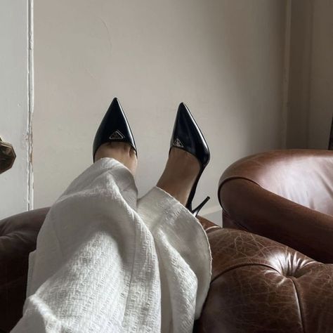 Sophie Lark, Turn Blue, Classy Aesthetic, High Society, Aesthetic Photo, Vision Board, Lookbook, High Heels, Fashion Inspo