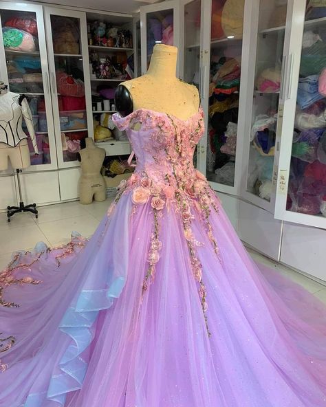 MollyNguyenDesign on Instagram: “Fairy Rapunzel Wedding Dress 🥰🥰🥰” Fairy Theme Quince, Rapunzel Wedding Theme, Rapunzel Wedding Dress, Tangled Dress, Themed Prom Dresses, Rapunzel Wedding, Tangled Wedding, Quinceanera Themes Dresses, Fairy Theme