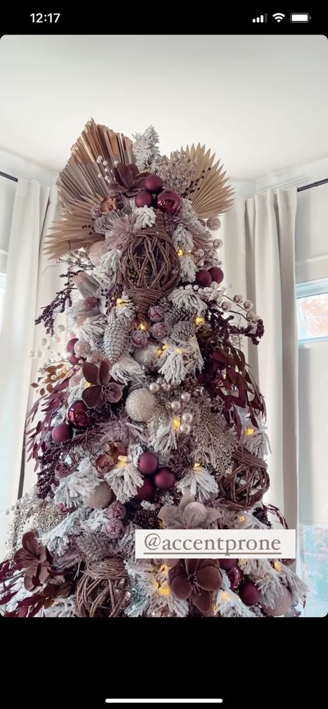 Mauve Christmas Tree, Mauve Christmas, Burgundy Christmas Tree, Burgundy Christmas, Xmas 2024, 2024 Christmas, Xmas Tree, Christmas Ideas, Christmas Time