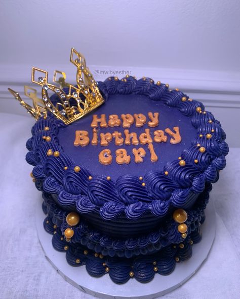 A cake fit for royalty 👑✨ Celebrating in style with this mini 6” cake - perfect for smaller occasions #BirthdayCake #RoyalTreat #CakeArtistry #lambethcake #vintagecake #cakesofig King Cake For Men, Royal Blue Birthday Cake, Royal Blue Cake, Blue Birthday Cakes, 2 Tier Cake, 6 Cake, Quince Ideas, Birthday Cakes For Men, Blue Cakes