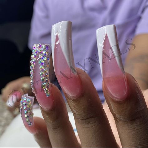 Pink 90s, Flamingo Nails, Curved Nails, Long Acrylic Nail Designs, Nails Design With Rhinestones, Inspired Nails, Dope Nail Designs, Short Square Acrylic Nails, Exotic Nails