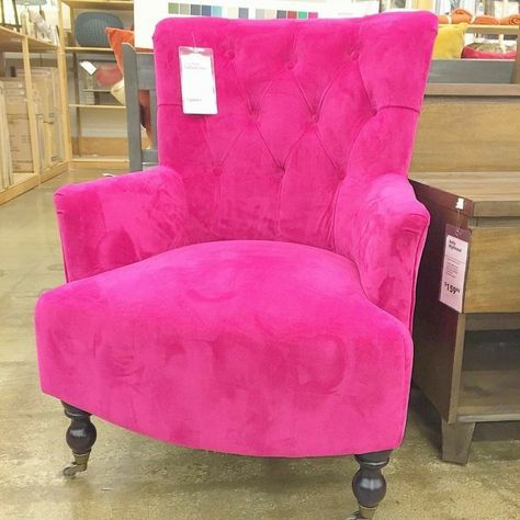 Hot Pink Furniture, Pretty Chairs, Velvet Office Chair, Pink Furniture, Pink Chair, Velvet Chair, Funky Furniture, Pink Houses, Pink Room