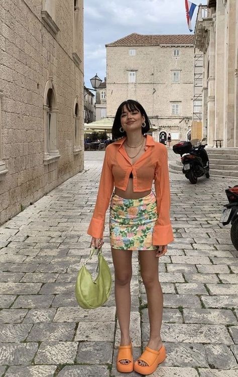 Mode Inspo, Cute Summer Outfits, Fashion Items, Colourful Outfits, Girly Outfits, Spring Summer Outfits, Green Bag, Aesthetic Outfits, Outfits Casuales