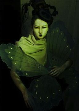 . Photo Arts, Extreme Fashion, Avant Garde Artists, Avant Garde Fashion, Pics Art, Shades Of Green, Art Inspo, Art Reference, Fantasy Art