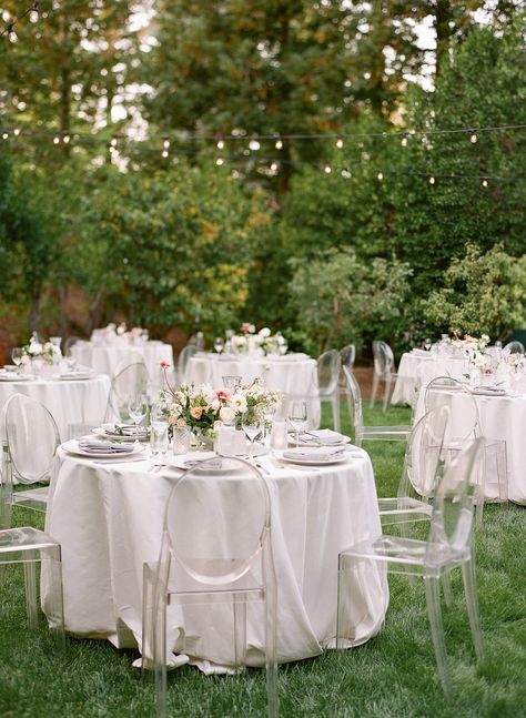 Clear Reception Chairs, Clear Chair Wedding Reception, Wedding Ghost Chairs, Ghost Chair Wedding Reception, Clear Chairs Wedding, Ghost Chairs Wedding Reception, Ghost Chairs Wedding, Simple Wedding Aesthetic, Neutral Wedding Reception