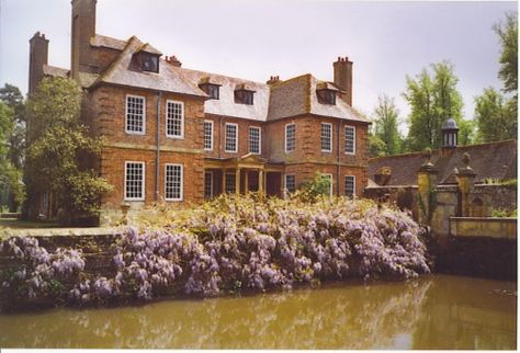 Groombridge Place, Confident Driver, Incandescently Happy, Regency House, Southern England, Pride And Prejudice 2005, English Manor Houses, Film Locations, Pride Prejudice