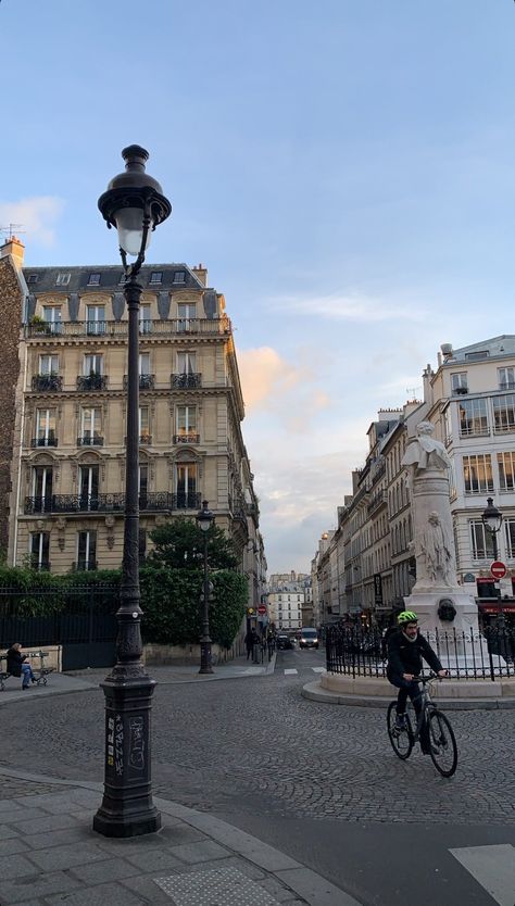 Parisian Aesthetic, Paris Dream, France Aesthetic, Paris Vibes, Parisian Life, Paris Aesthetic, Living In Paris, City Vibe, Dream City