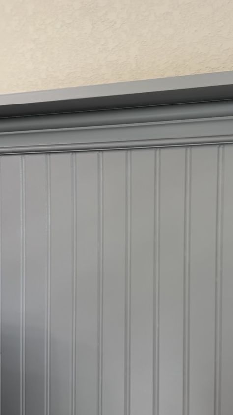 Bead Board With Chair Rail, Diy Half Paneled Walls, Cabin Beadboard Walls, Gray Wainscoting Bedroom, Powder Room Ideas Studio Mcgee, Beadboard Guest Bedroom, Bead Board Wanes Coating, Beadboard Open Shelving, Beadboard Paneling Bathroom