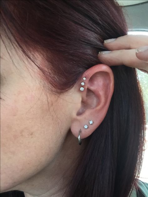 So in love with my new forward triple helix piercing! Forward Helix Piercing Triple, 3 Forward Helix Piercing, Triple Forward Helix Piercing Ideas, Ear Mapping, Piercing Combinations, Double Forward Helix Piercing, Triple Helix Piercing, Triple Lobe Piercing, Triple Forward Helix Piercing