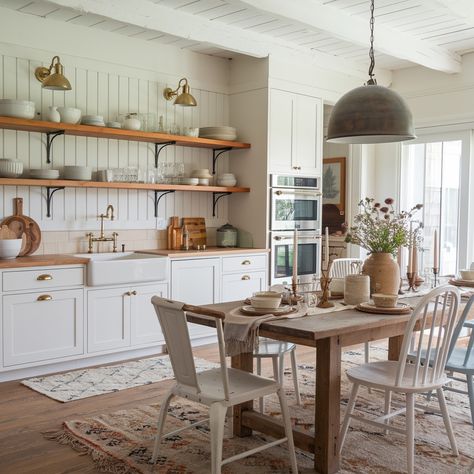 Modern Farmhouse Boho House🧡🧡🧡 Boho Farmhouse Cottage, Boho Farmhouse Kitchen, Modern Boho Kitchen, Joanna Gaines Farmhouse, Farmhouse Boho, Air Bnb, Boho Farmhouse, Boho House, Boho Kitchen