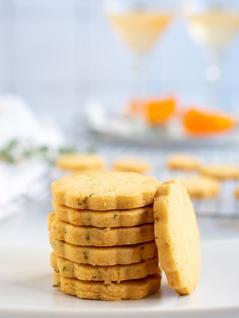 Orange Shortbread Cookies with Thyme - OMG! Yummy Thyme Shortbread Cookies, Orange Cardamom Shortbread Cookies, Thyme Cookies, Orange Shortbread Cookies, Orange Shortbread, Hot Cup Of Tea, Orange Clove, Recipes Cookies, Baking Recipes Cookies