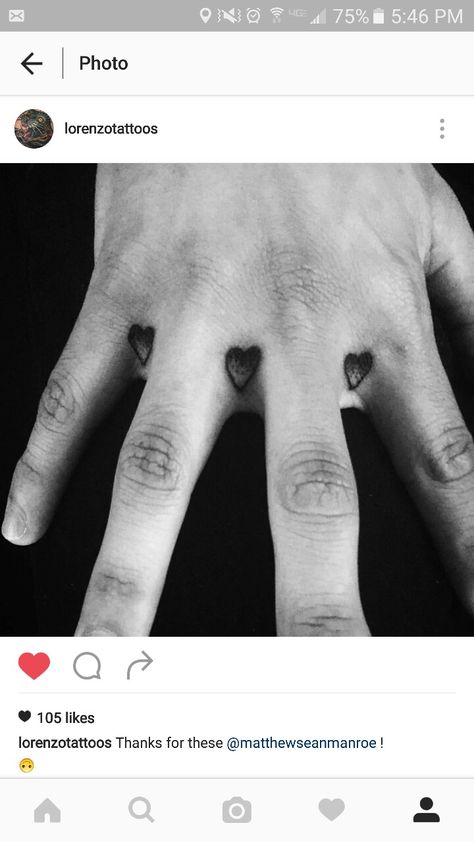 In between finger tattoos, little hearts. Credits: @matthewseanmonroe Tattoos In Between Fingers, In Between Finger Tattoos, Between Finger Tattoo, In Between Finger Tattoo, Fingers Tattoo, X Tattoo, Finger Tattoo, Finger Tattoos, Heart Tattoo