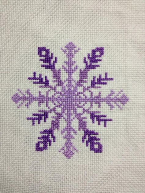 January Snowflake Cross Stitched by Rachel Cross Stitch Snowflake, Snowflake Cross Stitch Pattern, Snowflake Cross Stitch, Cross Stitch Gallery, Free Cross Stitch Patterns, Tiny Cross Stitch, Cross Stitch Landscape, Winter Cross Stitch, Cross Stitch Supplies