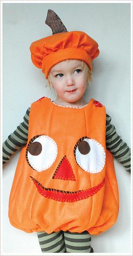 Darling Pumpkin Costume Toddler Pumpkin Costume, Best Toddler Halloween Costumes, Baby Pumpkin Costume, Pumpkin Halloween Costume, Pumpkin Outfit, Diy Kostüm, Diy Halloween Costumes Easy, Pumpkin Costume, Toddler Halloween Costumes