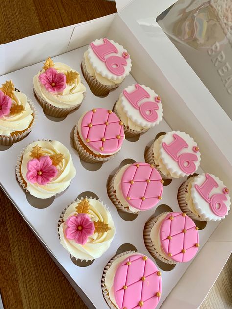 16th birthday cupcakes with matching birthday cake. #16thbirthday #16thbirthdaycake  #cupcakes #pinkandgold #fondantquilting #fondantflowers Sweet 16 Cupcakes Ideas, Sweet 16 Cupcake Ideas, 16th Birthday Cupcakes, Cupcakes Pink And Gold, Firecracker Cake, 16 Cupcakes, Pink And Gold Theme, Bday Cupcakes, Sweet 16 Cupcakes