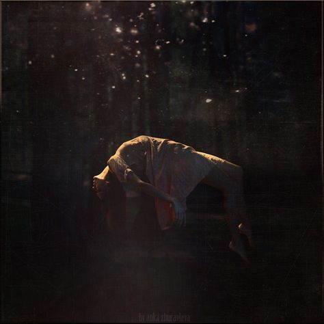 Brooke Shaden, Levitation Photography, Creation Photo, Psy Art, Experimental Photography, Magic Aesthetic, Anton, In The Dark, Gravity