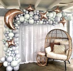 Love You To The Moon And Back Balloon Arch, Moon And Star Balloon Garland, Gender Reveal Ideas Stars, Baby Shower Ideas Twinkle Little Star, Moon And Stars Balloon Arch, Celestial Balloon Arch, Galaxy Gender Reveal, Baby Shower Ideas Moon And Stars, Baby Shower Over The Moon Theme