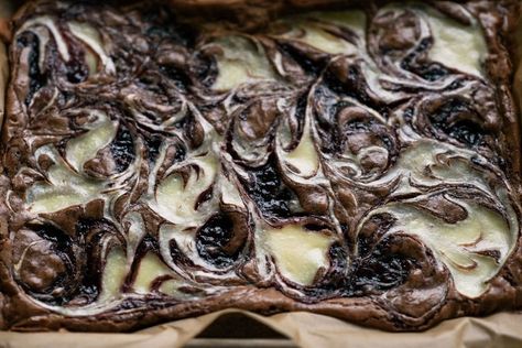 Cream Cheese Brownies Recipe, Grapes Recipes, Muscadine Jelly, Muscadine Grapes, Cheese Brownies, Large Glass Bowl, Cream Cheese Brownies, Bitter Chocolate, Fall Stuff