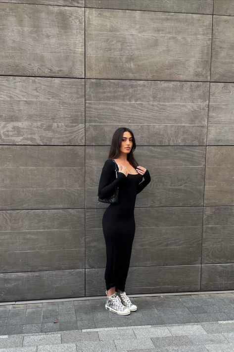 a go to black dress for all your fashion needs! Bodycon Dress And Sneakers Outfit, Dress And Sneakers Outfit, Fitted Bodycon Dress, Kim K Style, Maxi Long Dress, Long Bodycon Dress, Lounge Dress, Kim K, Black Bodycon Dress