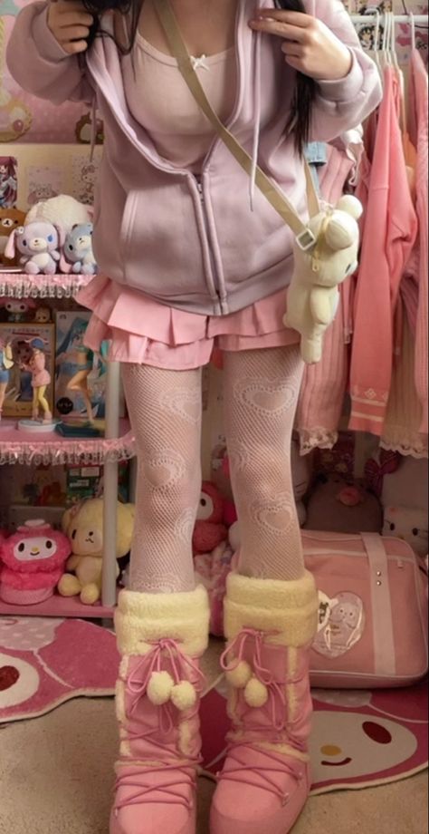 Sanrio Outfits, Cute Kawaii Outfits, Kawaii Outfit Ideas, Gyaru Fashion, Kawaii Fashion Outfits, J Fashion, Pink Outfits, Really Cute Outfits, Kawaii Clothes