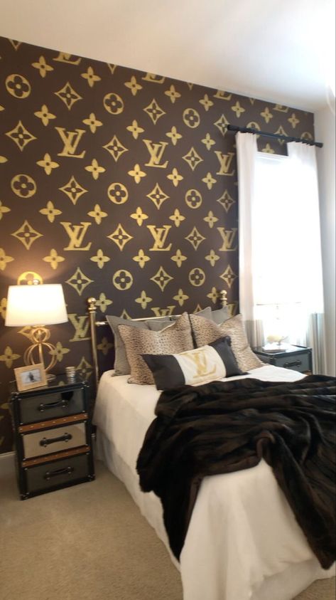 Lv Bedroom Ideas, Lv Room Ideas, Louis Vuitton Home Decor, Louis Vuitton Room Decor, Louis Vuitton Bedroom, Themed Bedroom, Room Decor Bedroom Teenage, Cute Room Decor, Wallpaper Bedroom