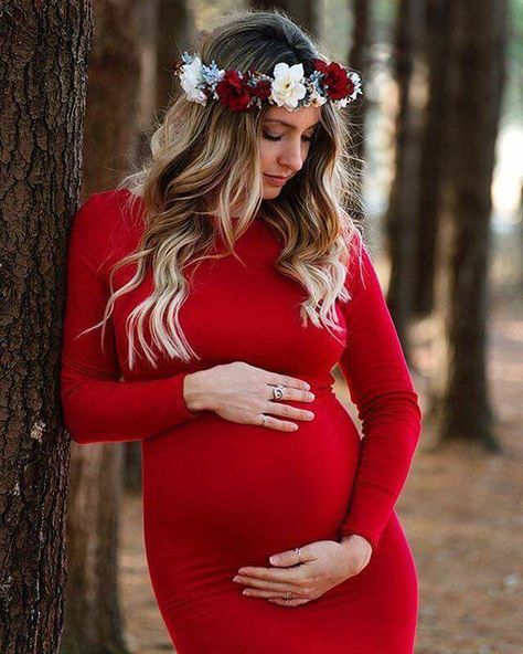 Maternity Photography Winter, Winter Maternity Photos, Maternity Photography Family, Fall Maternity Photos, Maternity Dresses Photography, Maternity Photography Poses Outdoors, Outdoor Maternity Photos, Maternity Photography Poses Couple, Maternity Photo Outfits